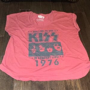 Kiss Coral Concert Tee XL